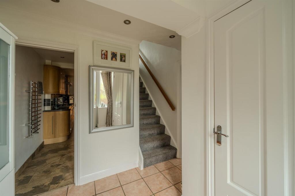 2 Nevern Walk-14.jpg