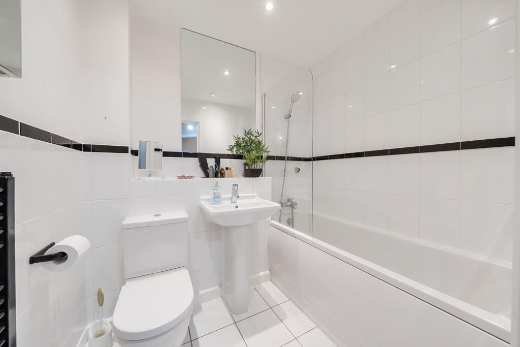 1323939-18-686e45...