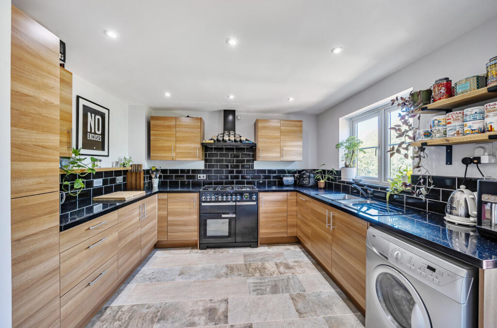 1319641-14-68680a...