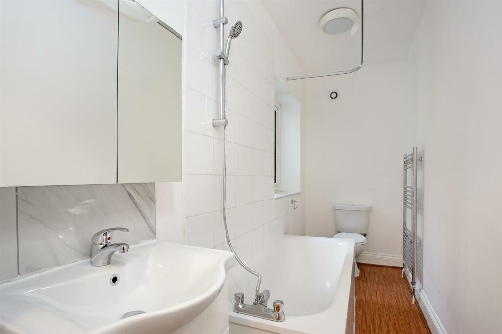 Flat 4 326744 - (14).jpg