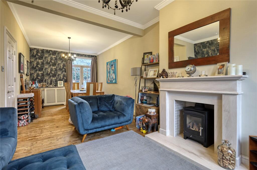 Sitting/Dining Room
