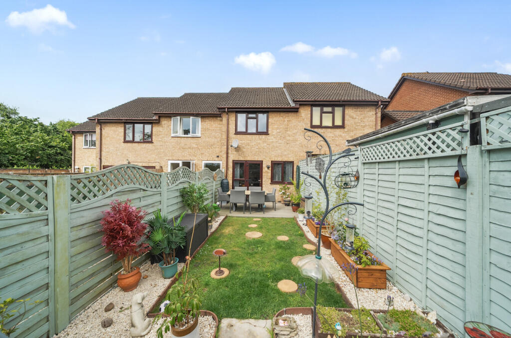 1310424-6-685e700...