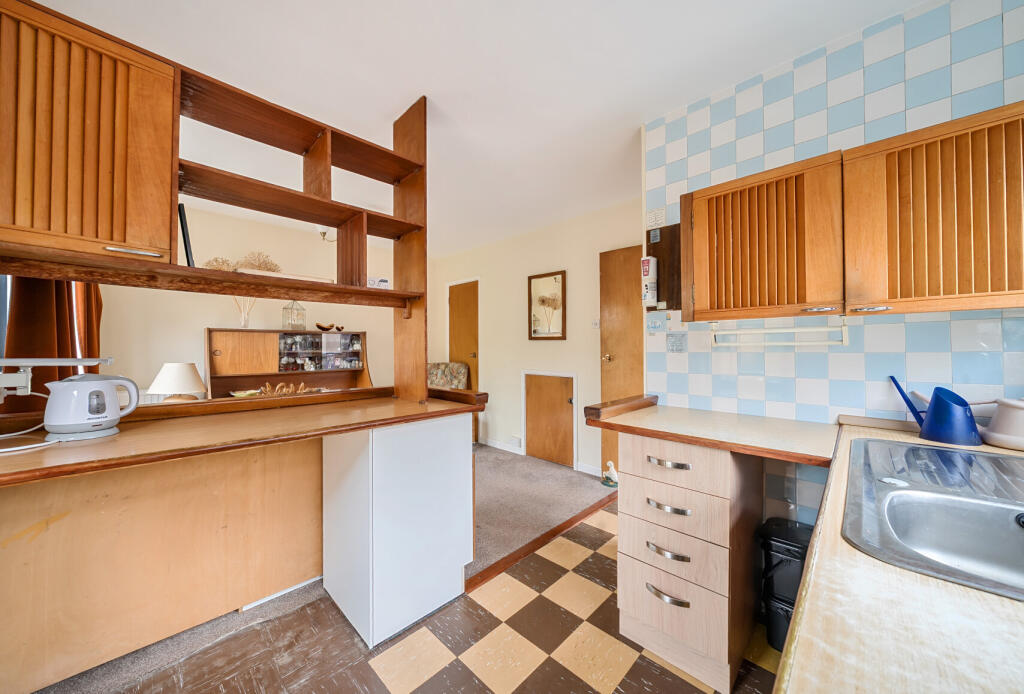 1336547-3-689a061...