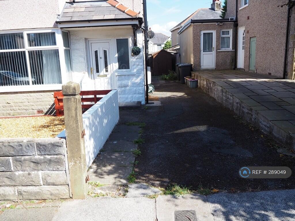 Driveway/Off Street Parking