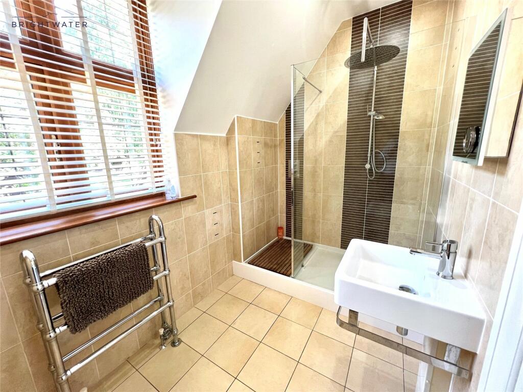 Family Shower Room
