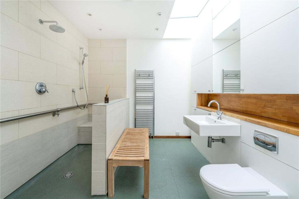 Annexe Bathroom