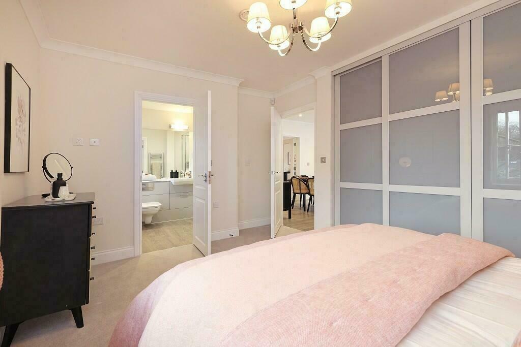 Show home image