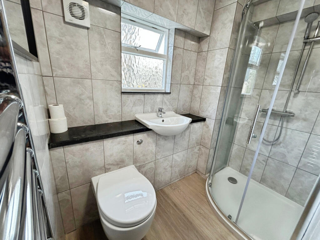Grade II Listed Terraced Cottage