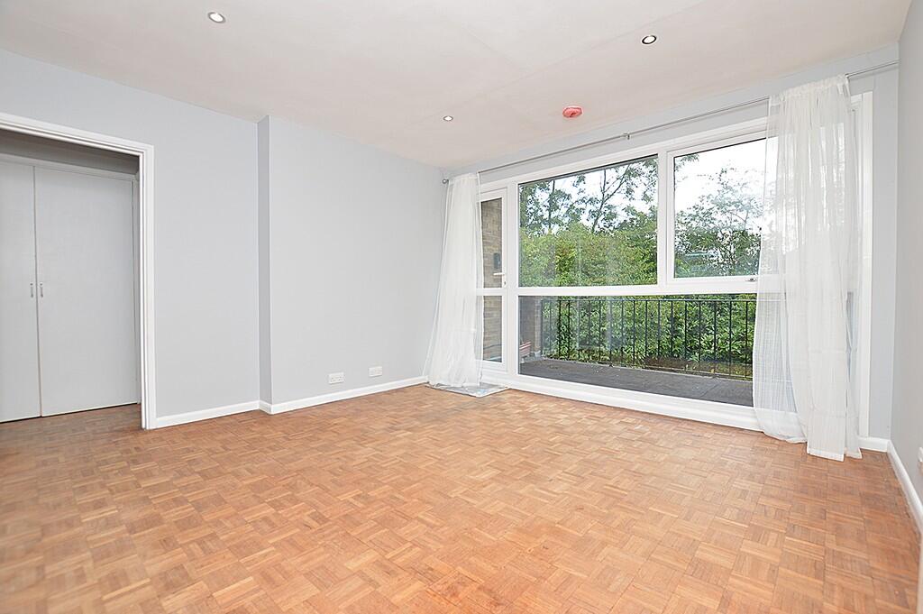 Somers Road, Reigate