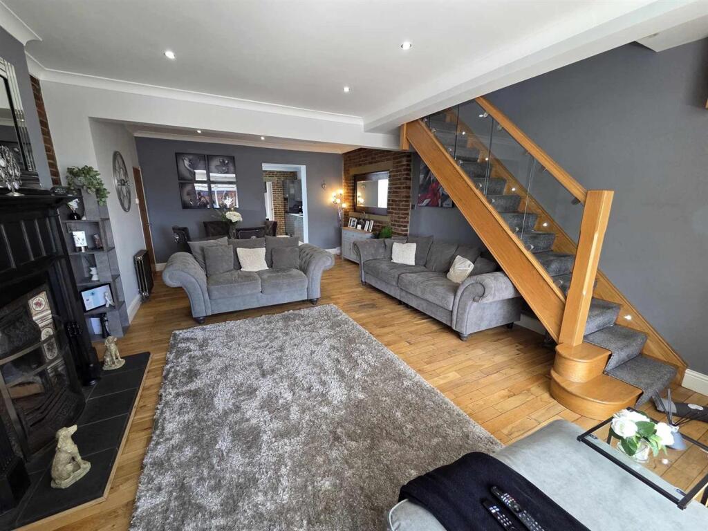 525884346_1803480097263212_3975985938144857023_n.j