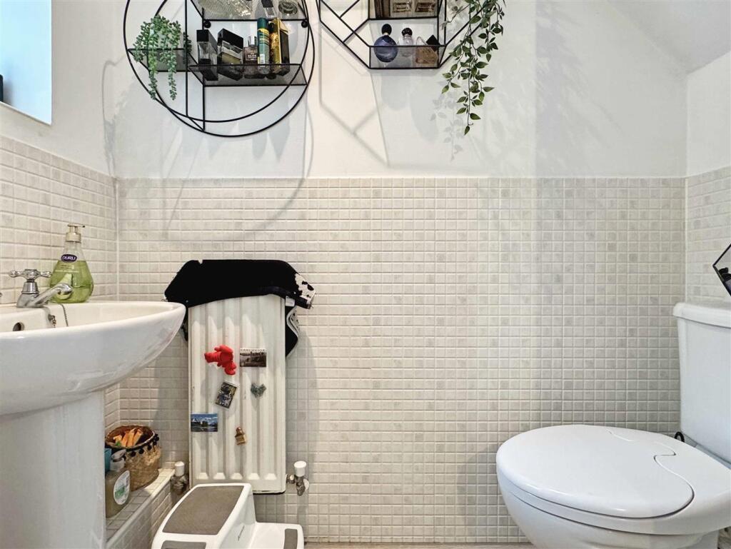 Cloakroom.jpg