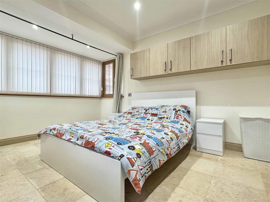 Bedroom 3.jpg