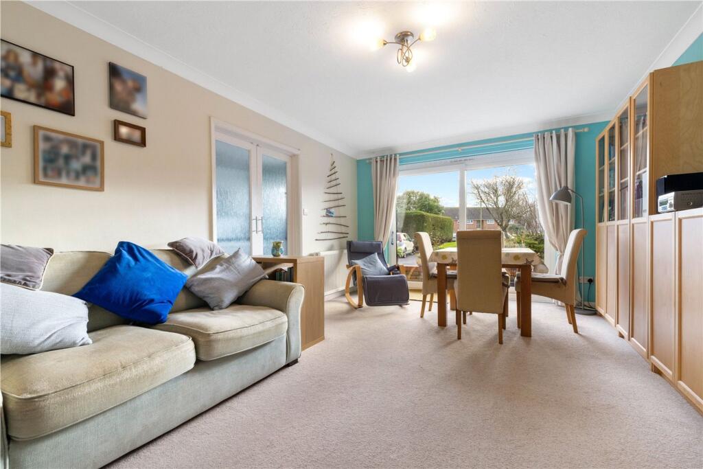 Living/Dining Room