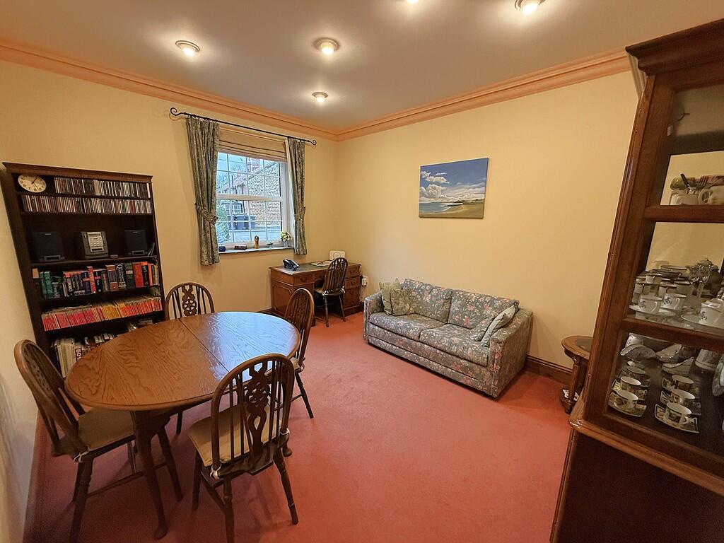 MORNING ROOM