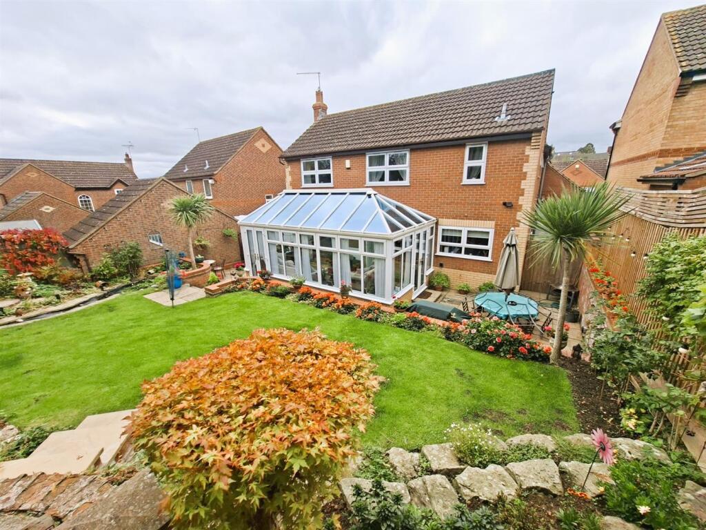 Primula Close, Northampton