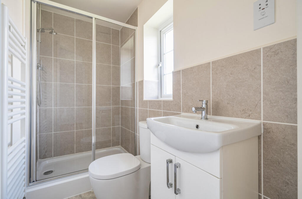 En Suite Shower Room