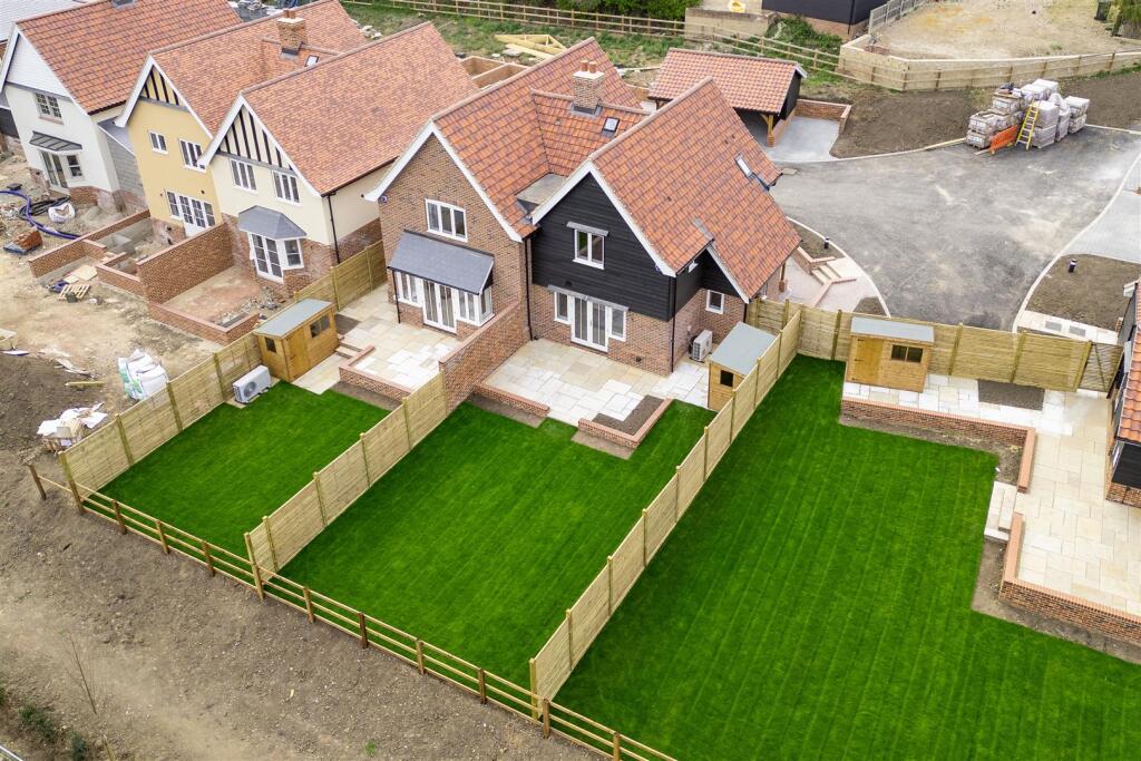 250412 - Halls Close, Braughing - 07.jpg