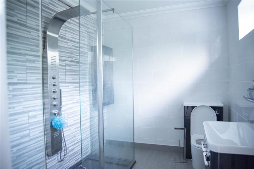 LUXURY ENSUITE