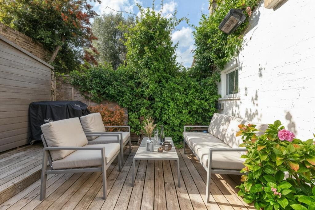 Property_332A_094...