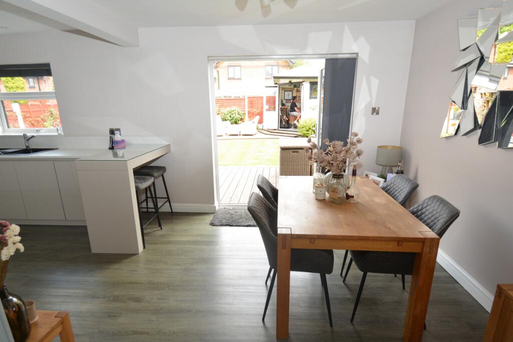 Kitchen Diner
