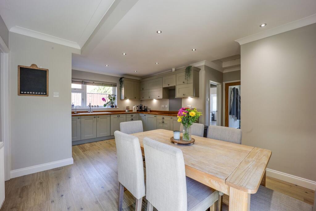 Kitchen Diner