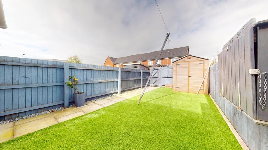 Deerfield Close Rear Garden