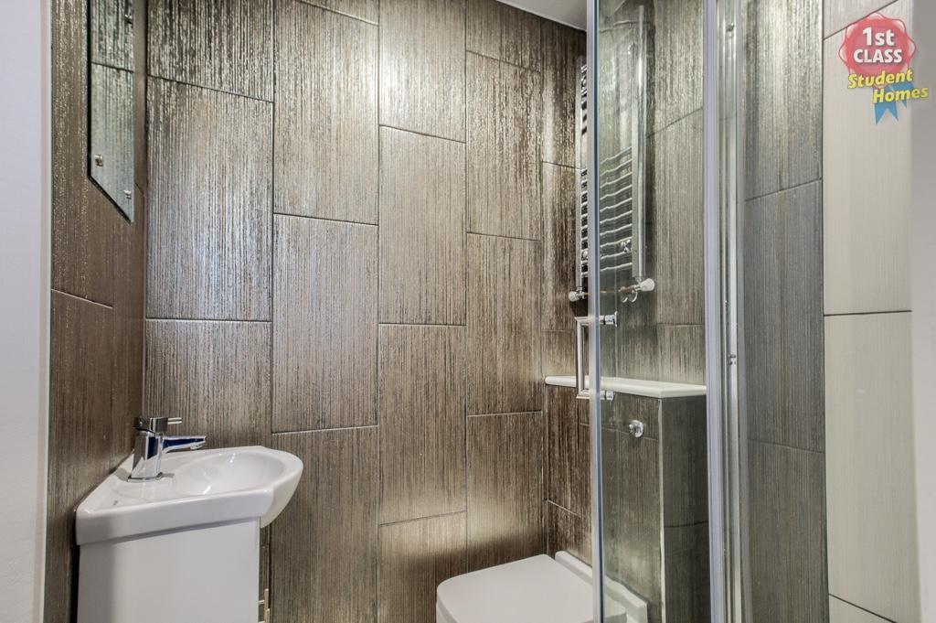 Bedroom 2 En Suite