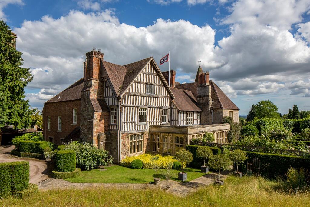 Little Malvern Court