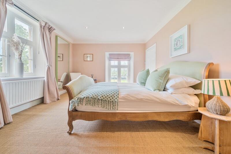 66471646d2529-t-1124377 (24).jpg