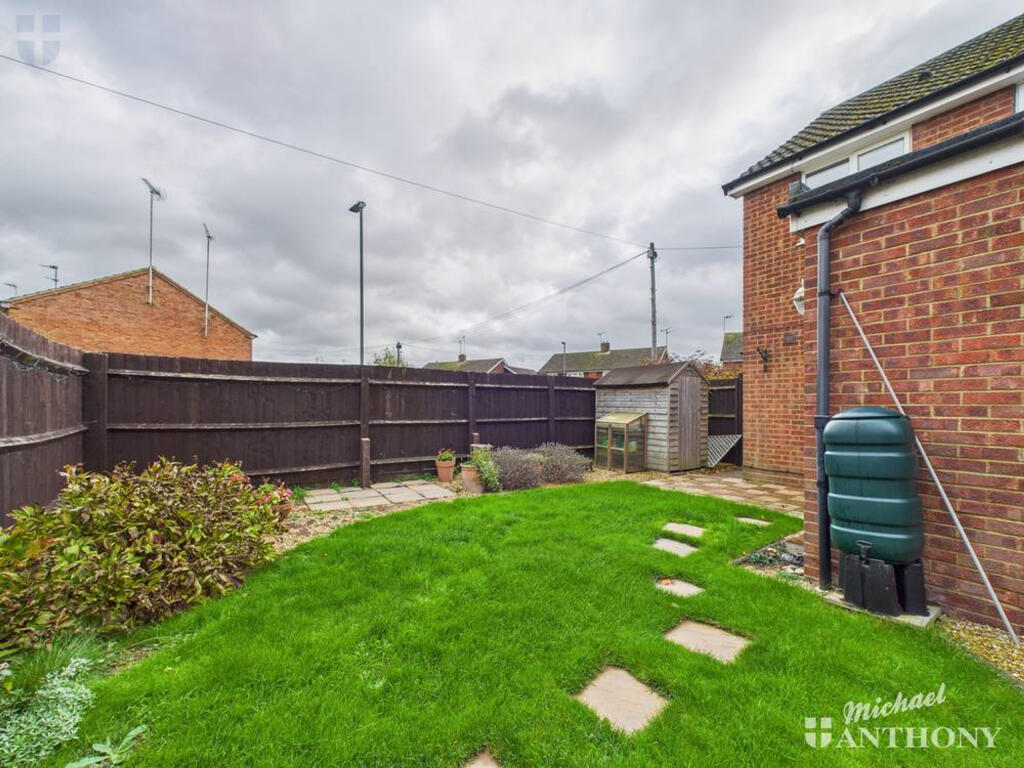 CAM03218G0-PR0819-STILL003-thumbnail-h750-70