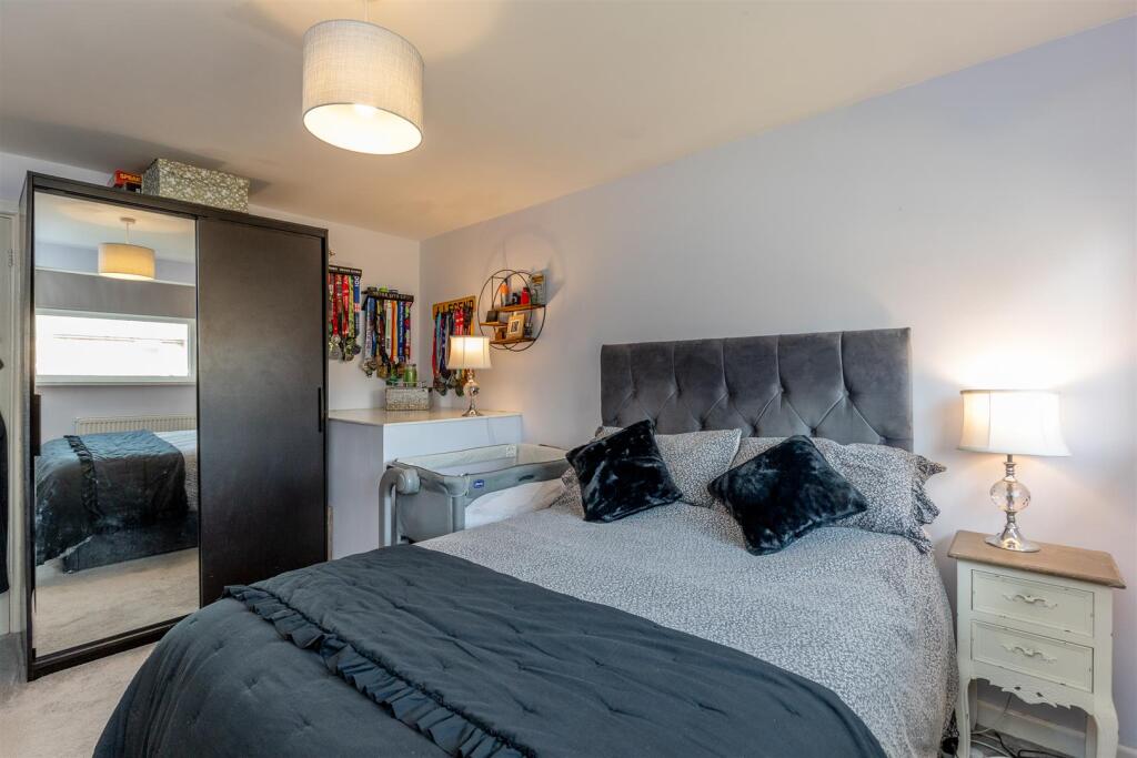 Bevington Close, Patchway Bed 1b.jpg