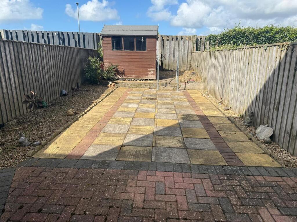 WhatsApp Image 2025-09-25 at 13.29.45.jpeg