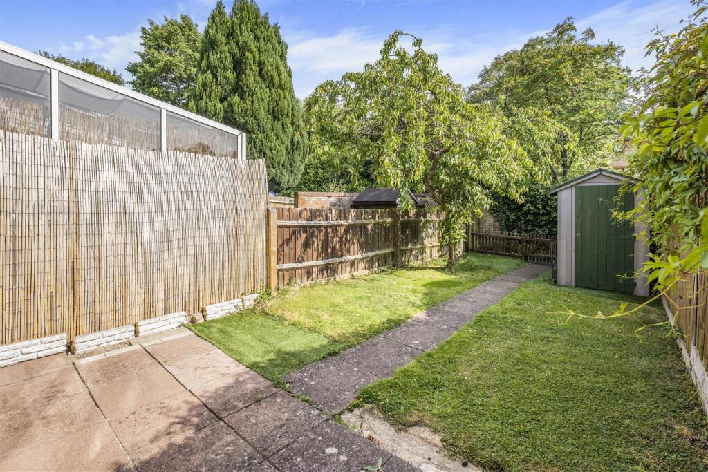 3 Ivatt Walk, Banbury-11.jpg