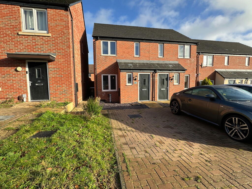 Balmoral Close, Northampton, NN5