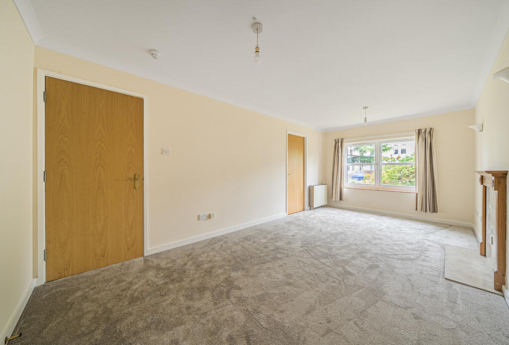 1334317-7-689079c...