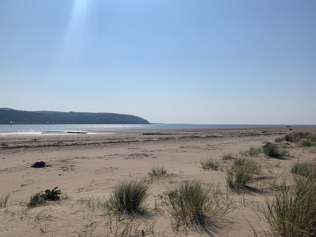 Llansteffan beach