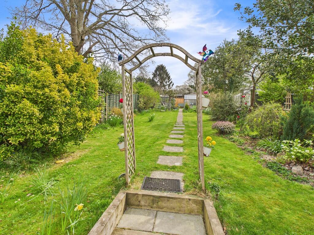 CAM05068G0-PR0014...