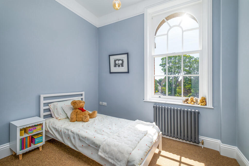 11 Belgrove Place...