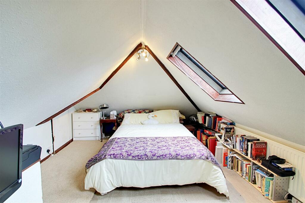 Loft Room.jpg