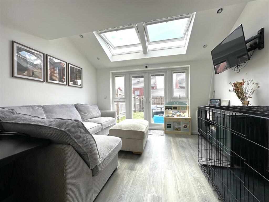 Lovely living Area 181