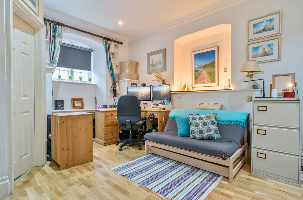 1348897-18-68cadd...