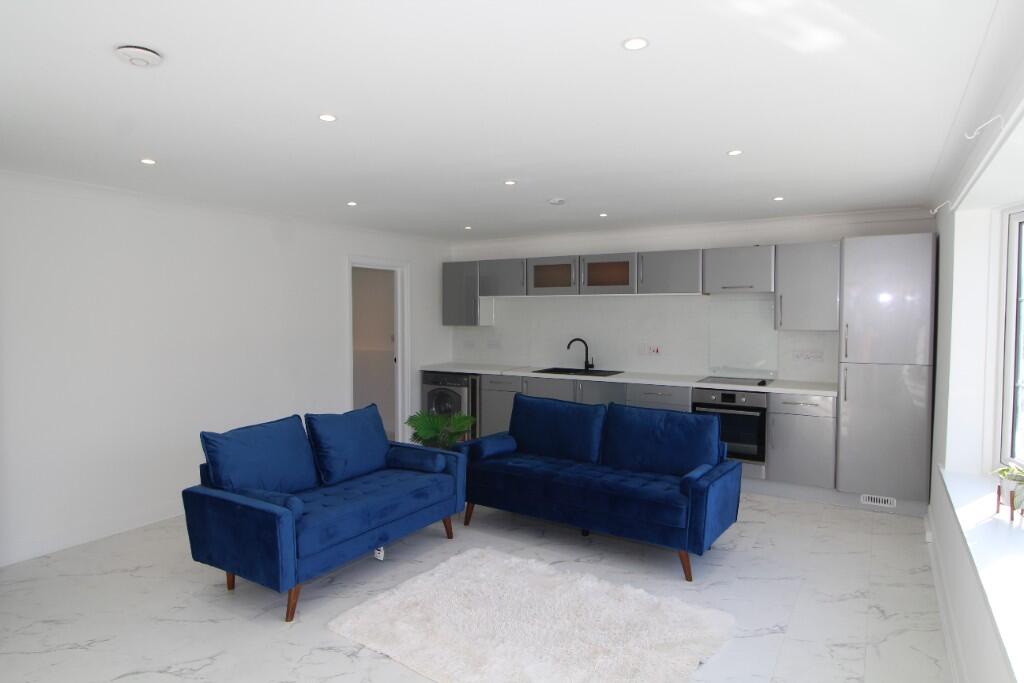 Lynton Court, Alderley Edge, Cheshire, SK9