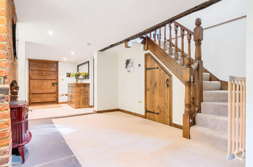 eab288c9-7048-4c1...