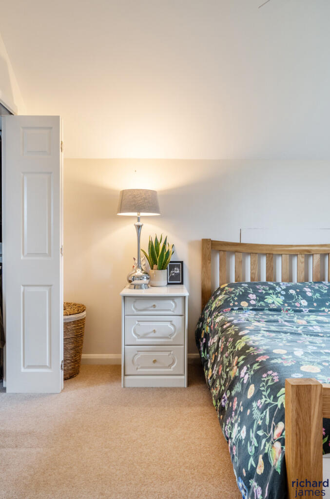 7d70cef3c15445d8a84b81d9d2552954