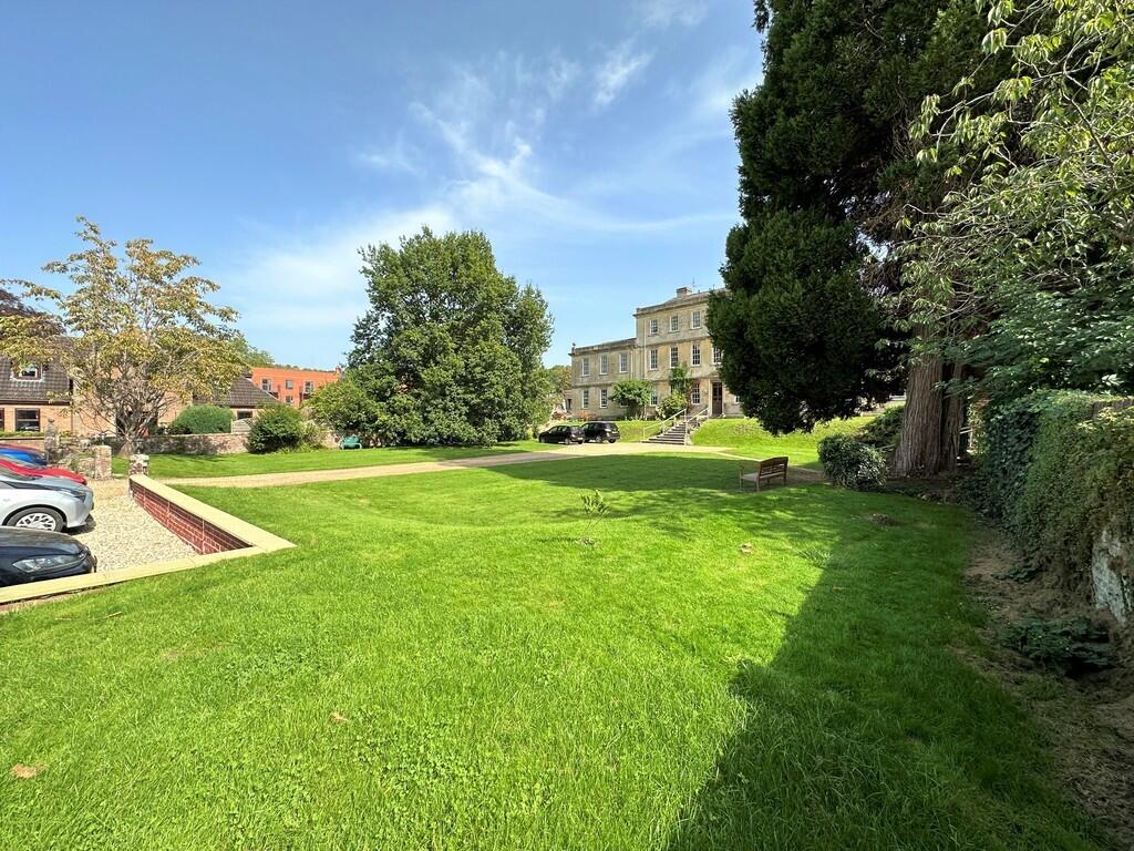Communal garden