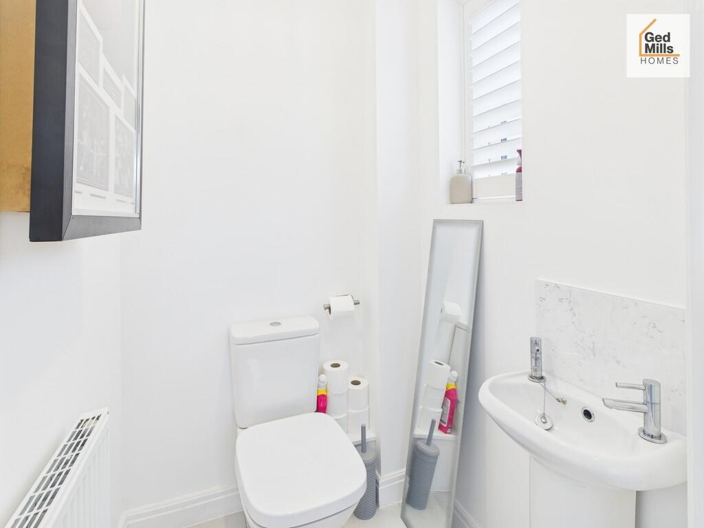 CAM04261G0-PR0075...