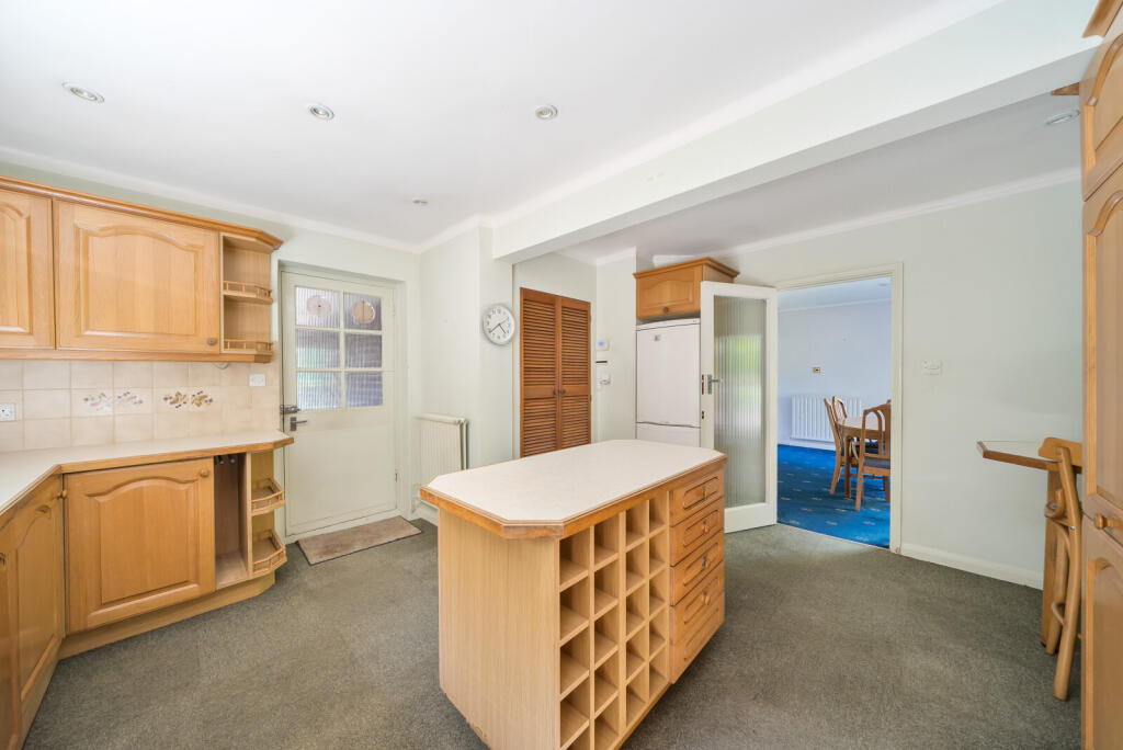 13-68245f936d895-...