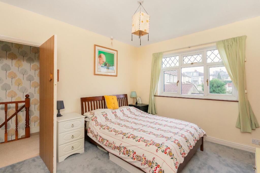 1F7A0HD - Bedroom H.jpg