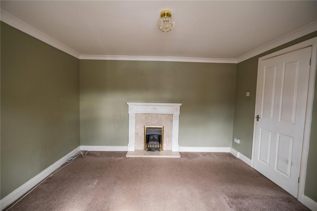 Living Room (2)