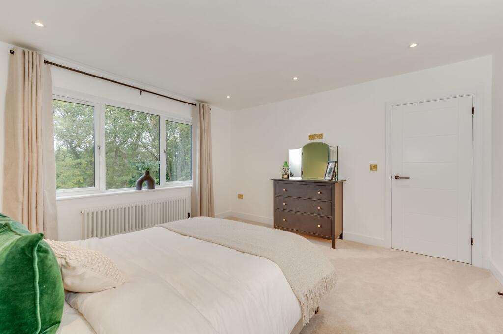 BEDROOMS AND BATHROOMS